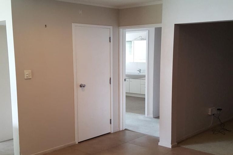 Photo of property in 26 Butley Drive, Farm Cove, Auckland, 2012