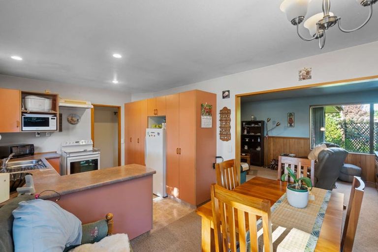 Photo of property in 2/16 James K Baxter Place, Addington, Christchurch, 8024