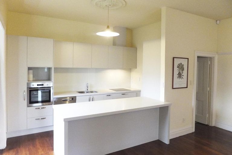 Photo of property in 25 Mays Road, St Albans, Christchurch, 8052