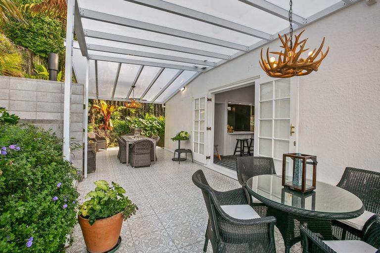 Photo of property in 149 Vivian Street, New Plymouth, 4310