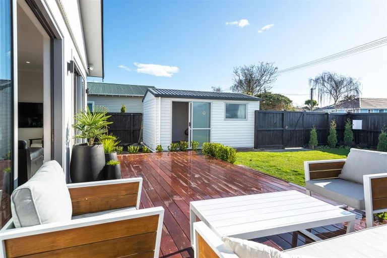 Photo of property in 134a Matsons Avenue, Papanui, Christchurch, 8053