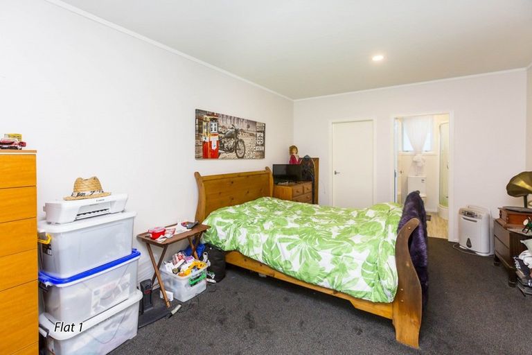 Photo of property in 2/54 Akatarawa Road, Brown Owl, Upper Hutt, 5018