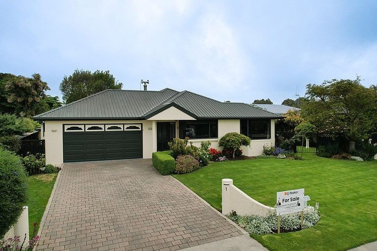 Photo of property in 1 Hannah Place, Holmes Hill, Oamaru, 9401