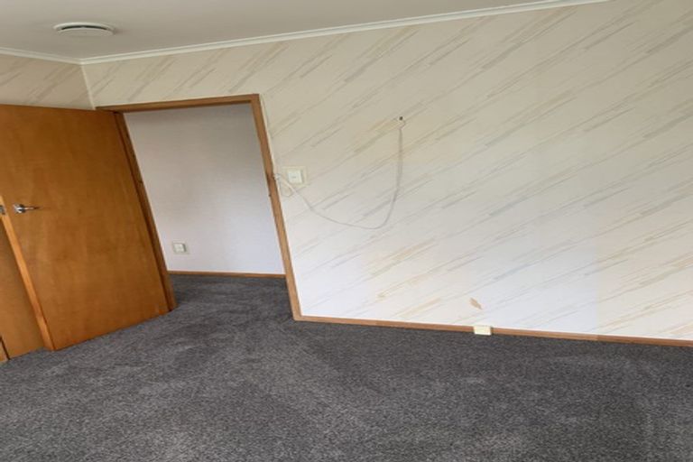 Photo of property in 43 Mason Street, New Lynn, Auckland, 0600