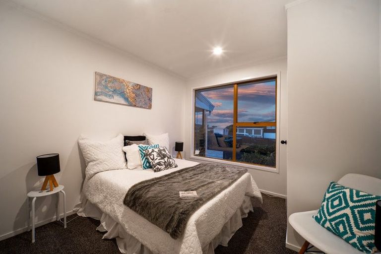 Photo of property in 40 Mckinstry Avenue, Mangere East, Auckland, 2024