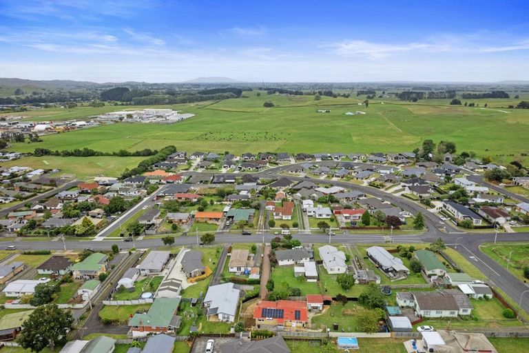 Photo of property in 25 Young Street, Morrinsville, 3300