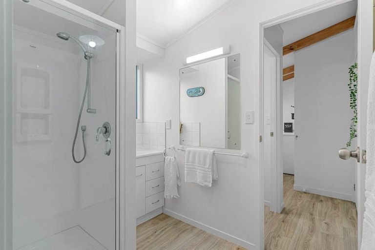 Photo of property in 20d Driftwood Place, Mangawhai Heads, Mangawhai, 0505