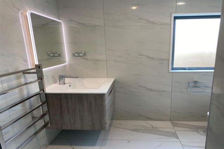 Photo of property in 26 Clayden Shuttleworth Street, Papakura, 2110