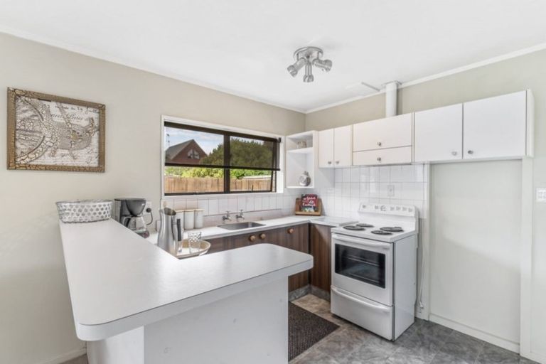 Photo of property in 49a Great South Road, Takanini, 2112