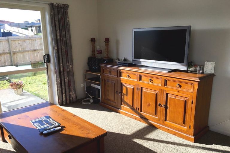 Photo of property in 220 Ballintoy Park Drive, Welcome Bay, Tauranga, 3175