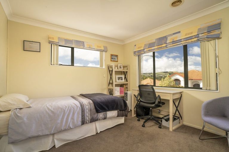 Photo of property in 4 Claverton Grove, Churton Park, Wellington, 6037