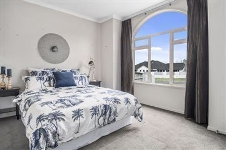 Photo of property in 44 Glenmonarch Place, Pyes Pa, Tauranga, 3112