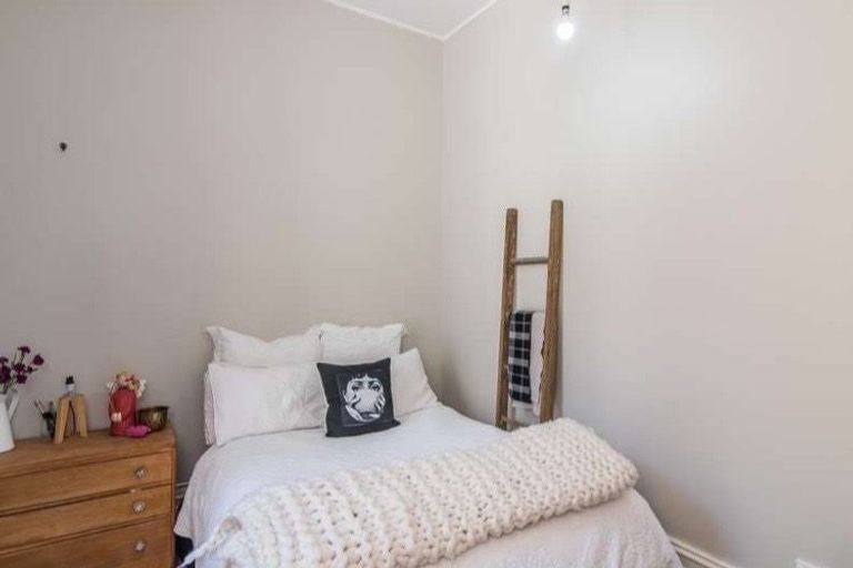 Photo of property in 98 Wallace Street, Mount Cook, Wellington, 6021