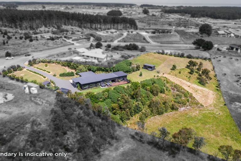 Photo of property in 7 Quail Way, Waitarere, Levin, 5510