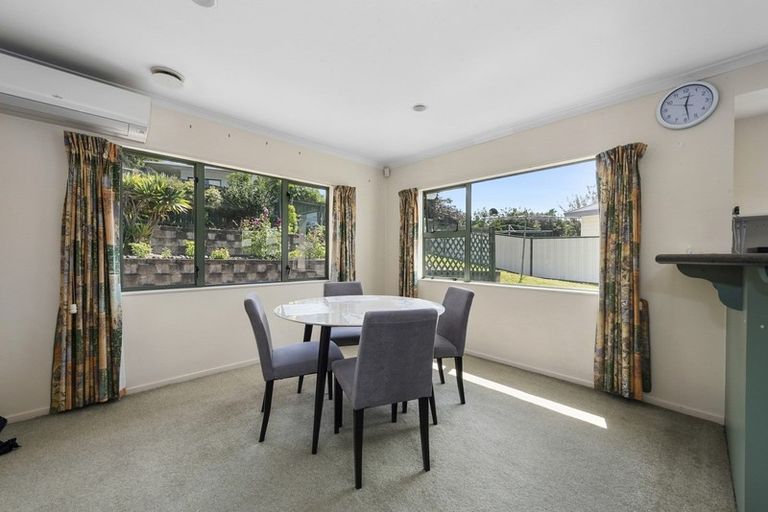 Photo of property in 8 Caulfield Place, Nawton, Hamilton, 3200
