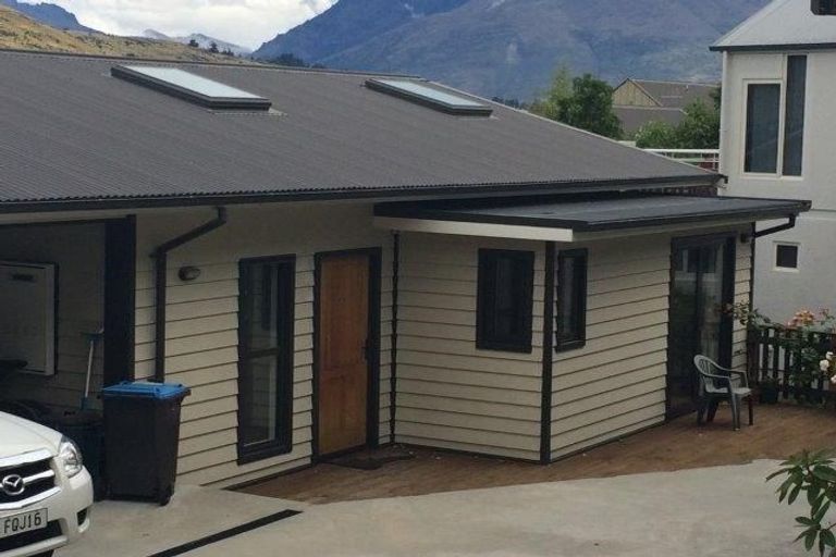 Photo of property in 25a Marina Drive, Frankton, Queenstown, 9300