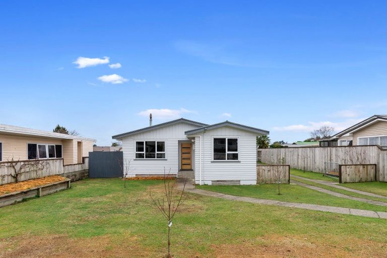 Photo of property in 32 Baird Road, Tokoroa, 3420