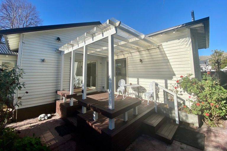 Photo of property in 28 Bowenvale Avenue, Cashmere, Christchurch, 8022