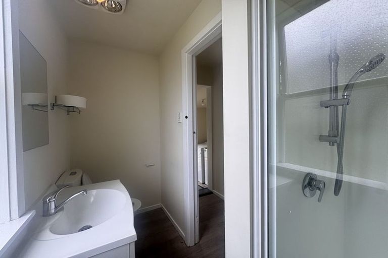 Photo of property in 134 Holly Road, St Albans, Christchurch, 8014