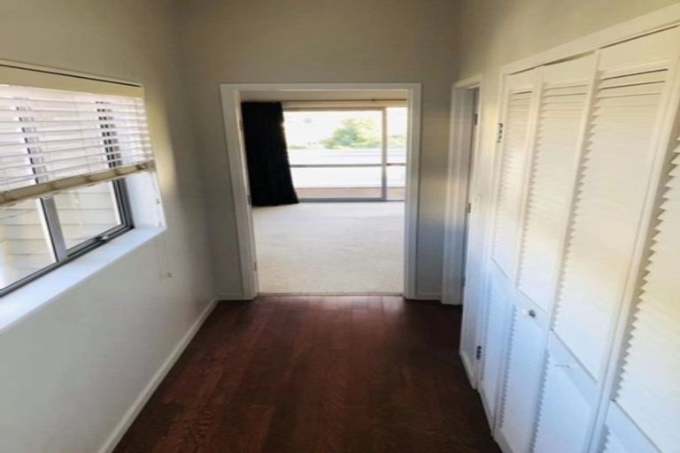 Photo of property in 78 Arran Road, Browns Bay, Auckland, 0630