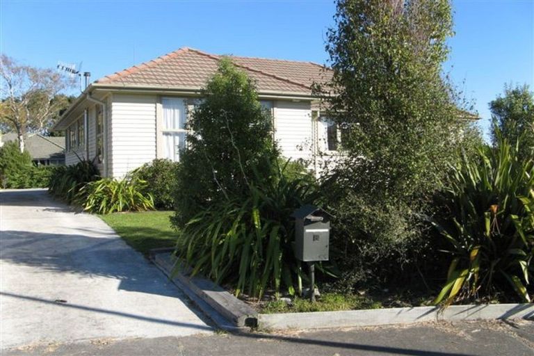 Photo of property in 8 Ayr Place, Hokowhitu, Palmerston North, 4410