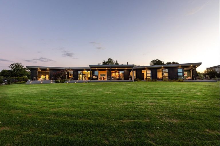 Photo of property in 13a Carol Leon Avenue, Kaukapakapa, 0871