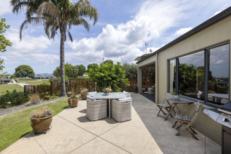 Photo of property in 5 La Colina Place, Bethlehem, Tauranga, 3110