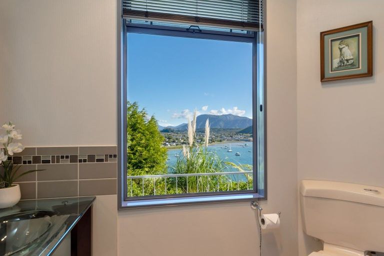 Photo of property in 8 Marina View, Waikawa, Picton, 7281