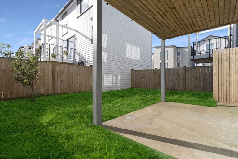 Photo of property in 26 Nephrite Lane, Henderson, Auckland, 0610