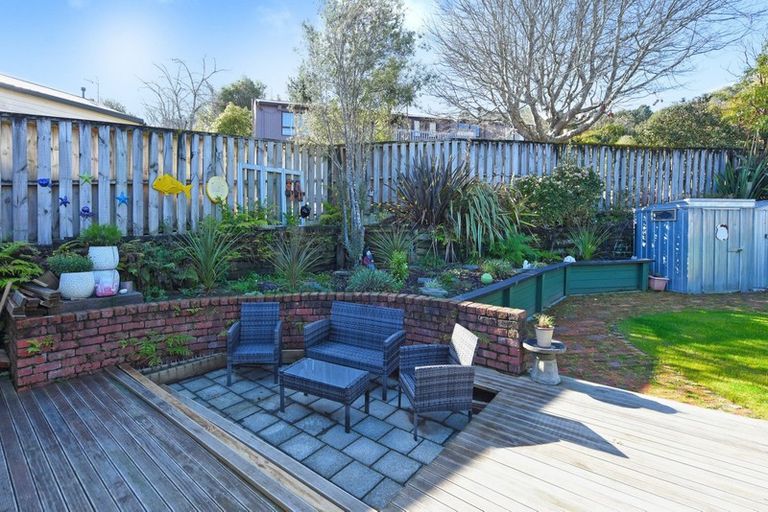 Photo of property in 108 Norana Road, Timberlea, Upper Hutt, 5018