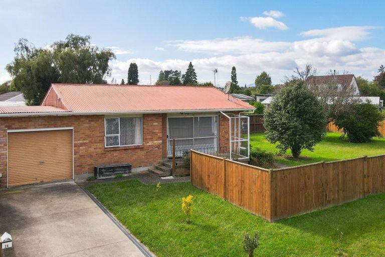 Photo of property in 2b Darroch Street, Fairy Springs, Rotorua, 3015
