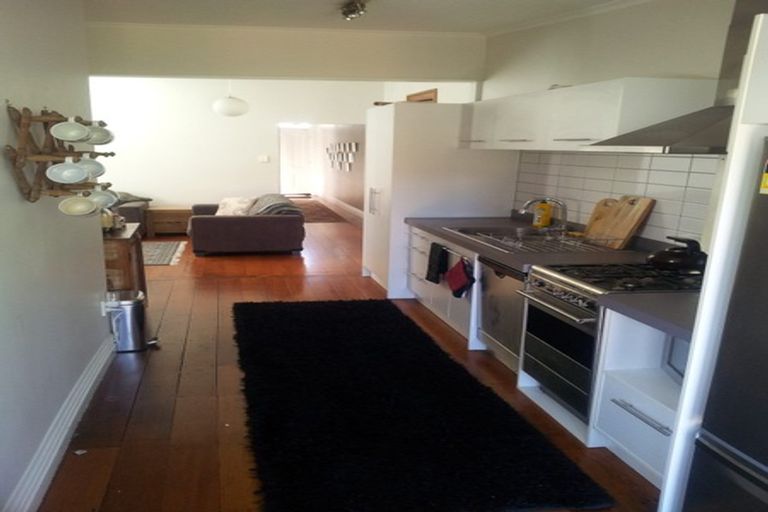 Photo of property in 30 Coromandel Street, Newtown, Wellington, 6021