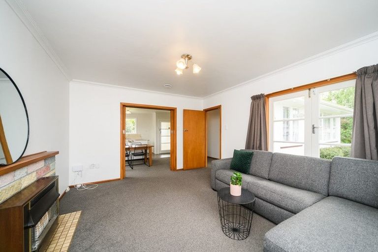 Photo of property in 32 Parkland Crescent, Terrace End, Palmerston North, 4410
