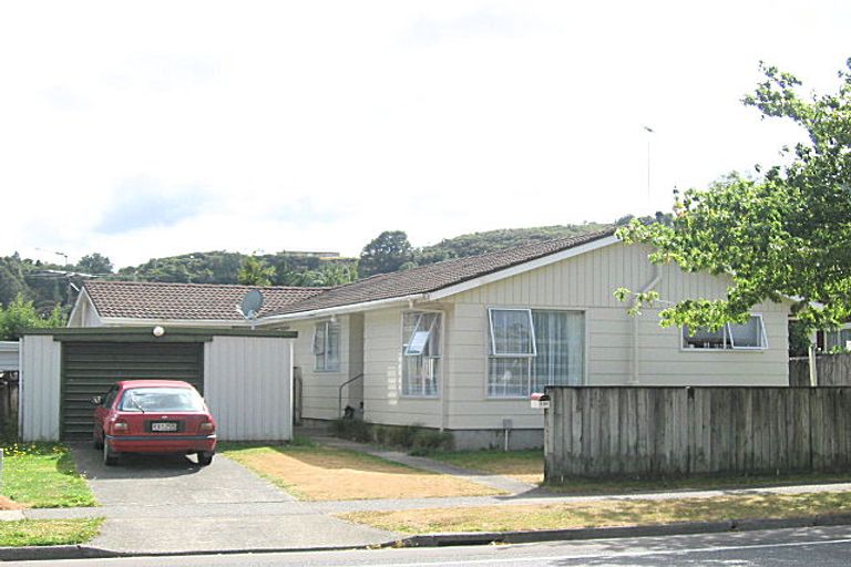 Photo of property in 2/35 Gemstone Drive, Birchville, Upper Hutt, 5018