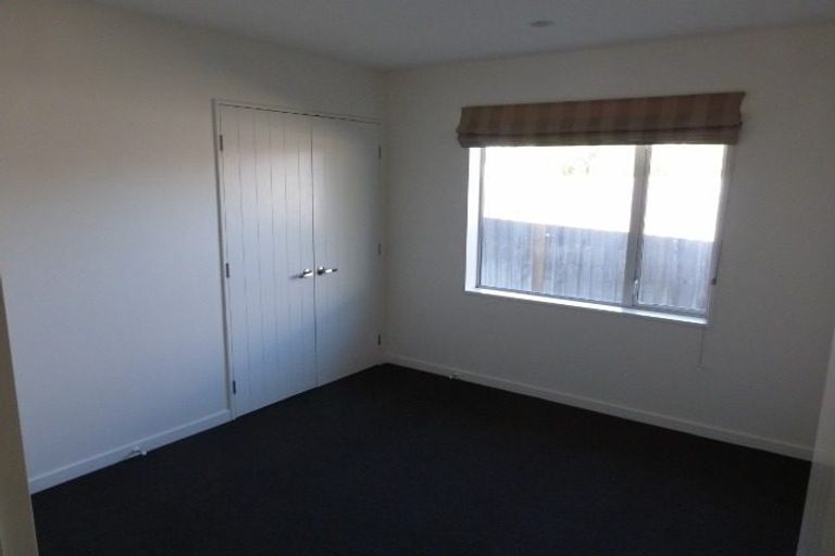 Photo of property in 25 Mataroa Place, Parklands, Christchurch, 8083