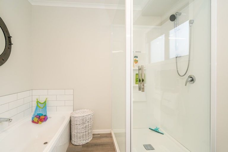 Photo of property in 13 Smiley Place, Mosgiel, 9024