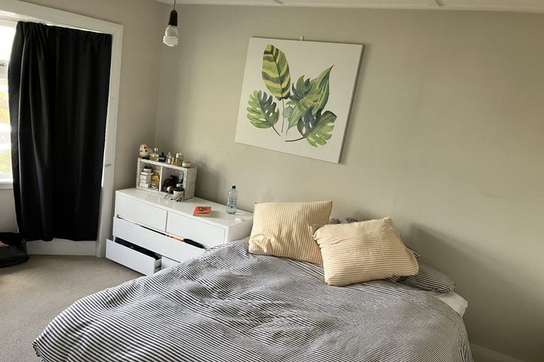 Photo of property in 13 Balmoral Terrace, Newtown, Wellington, 6021