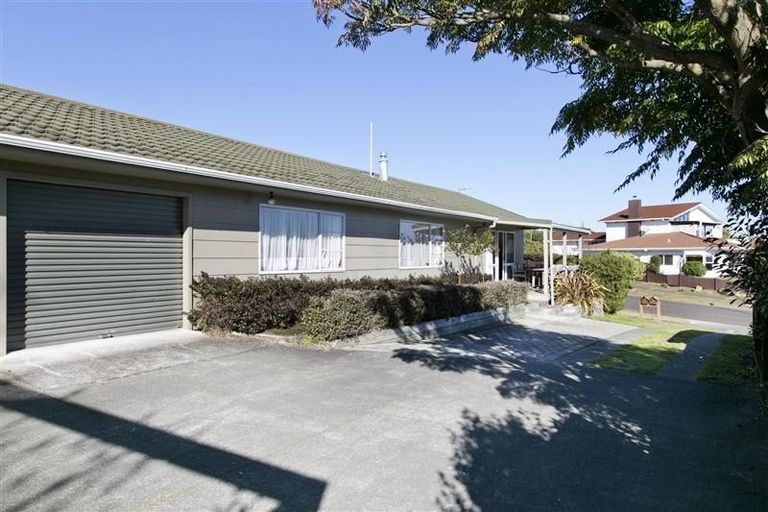 Photo of property in 1/24 Hammersmith Street, Richmond Heights, Taupo, 3330