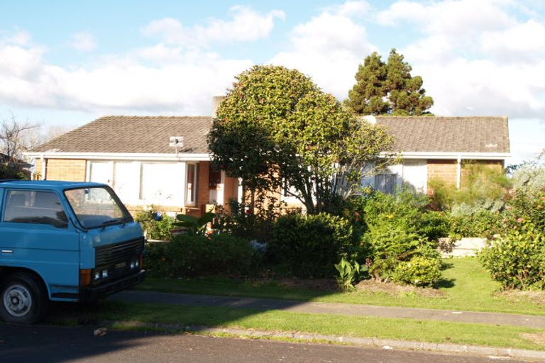 Photo of property in 24 Mayflower Close, Mangere East, Auckland, 2024