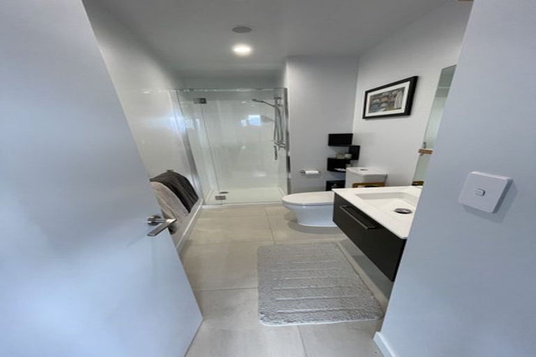 Photo of property in Frank Sargeson Apts, 104/80 Anzac Street, Takapuna, Auckland, 0622