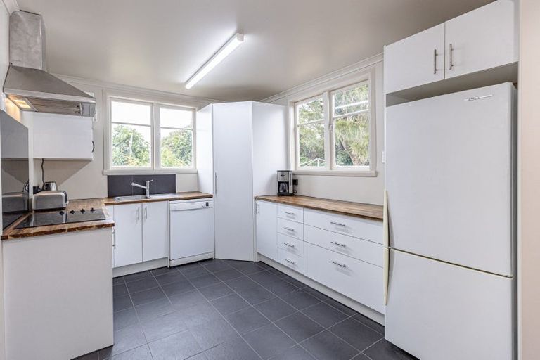 Photo of property in 1 Kotuku Street, Castlecliff, Whanganui, 4501