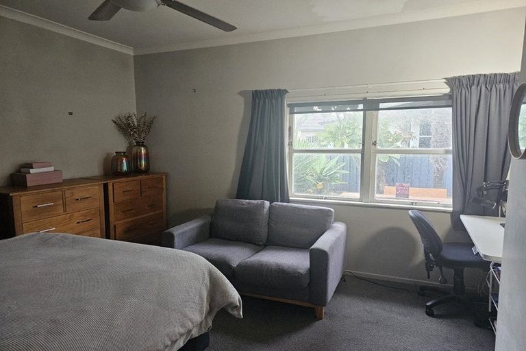 Photo of property in 1b Cassino Crescent, Onekawa, Napier, 4110