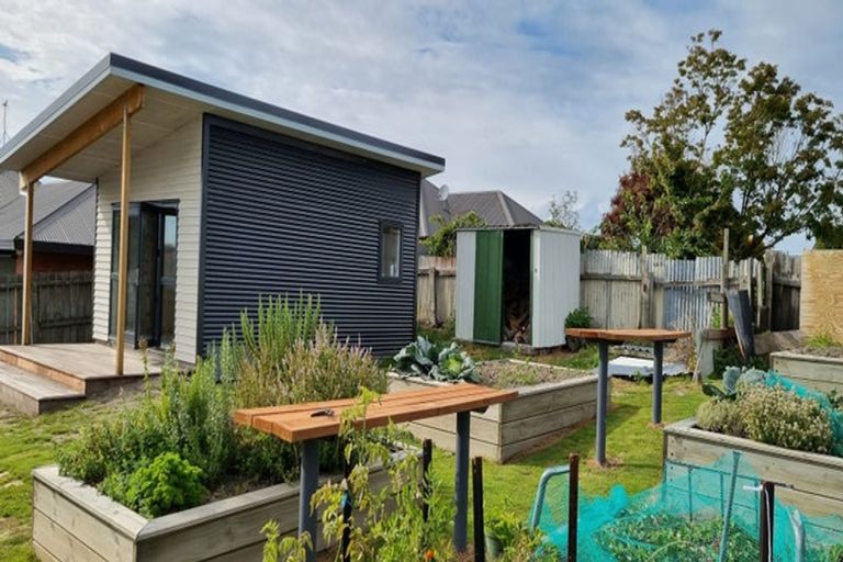 Photo of property in 6 Thomas Street, West End, Timaru, 7910