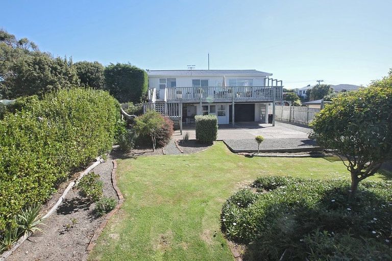 Photo of property in 123 Walker Street, Riverton/aparima, Riverton, 9822