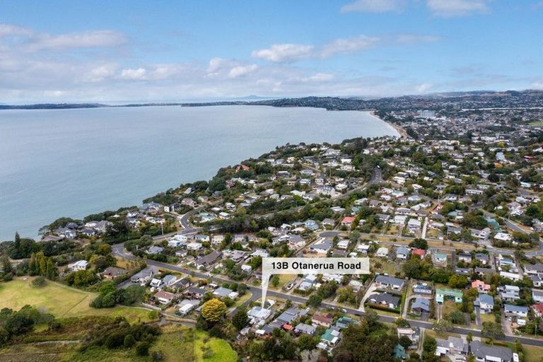 Photo of property in 13b Otanerua Road, Hatfields Beach, Orewa, 0931