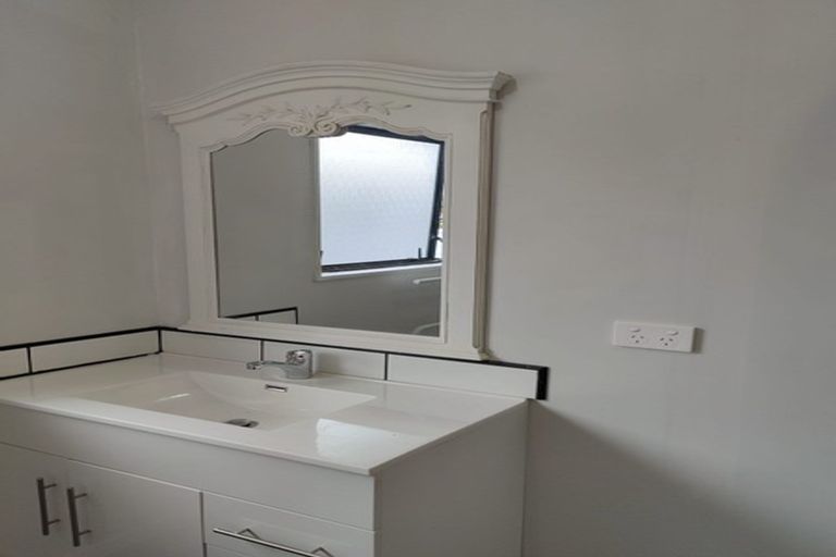 Photo of property in 4/88 Ohauiti Road, Hairini, Tauranga, 3112