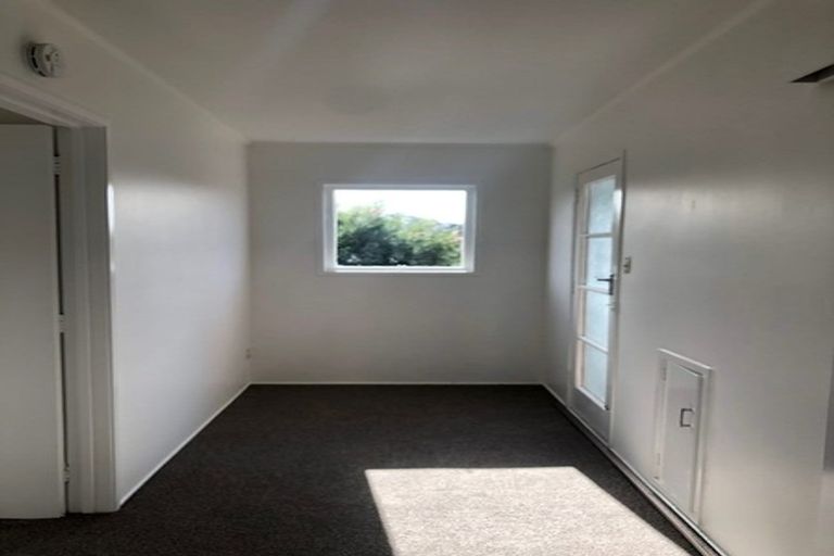 Photo of property in 9 Markham Place, Bucklands Beach, Auckland, 2012