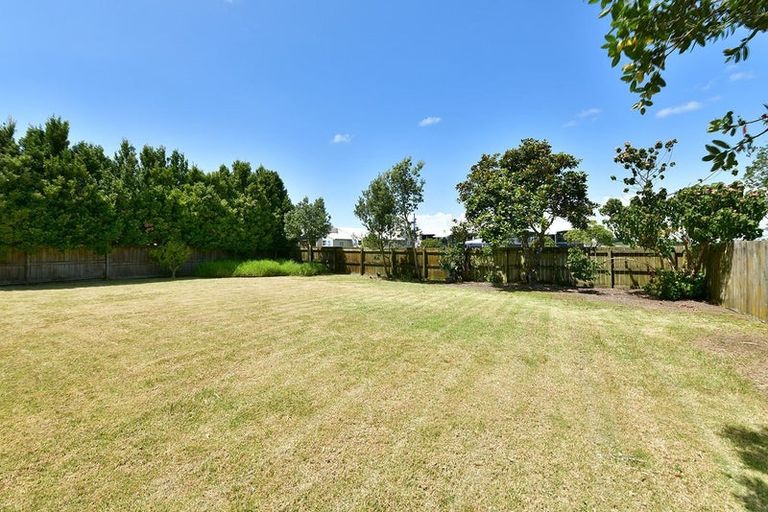 Photo of property in 81 Alec Craig Way, Gulf Harbour, Whangaparaoa, 0930