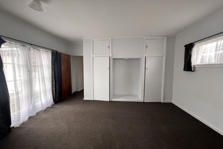 Photo of property in 8a Helvetia Road, Pukekohe, 2120