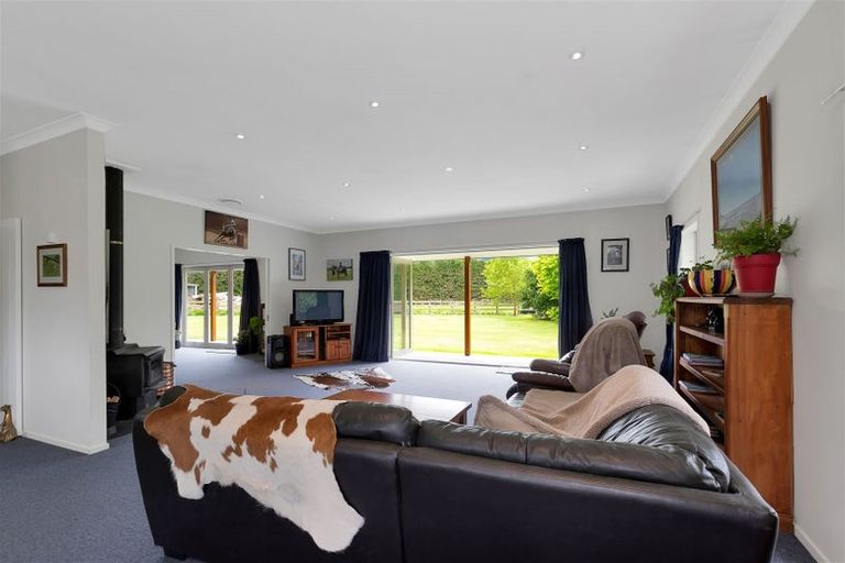 Photo of property in 2162 North Eyre Road, West Eyreton, Rangiora, 7475